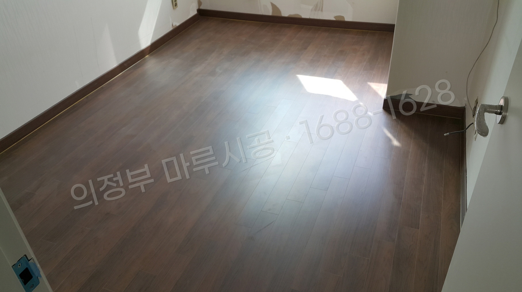 의정부 신곡동 바닥공사 마루시공업체 강마루 한솔 울트라 월넛5 아파트 시공 후